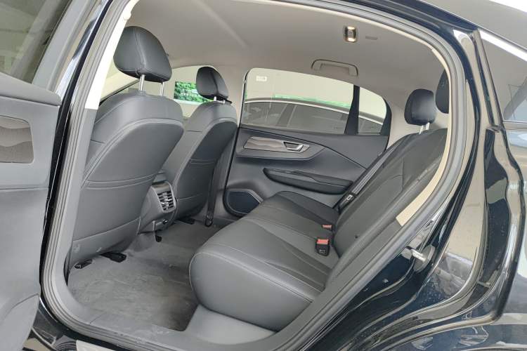 Used Hongqi E-QM5 2023 Base Travel Edition Left Rear Seat