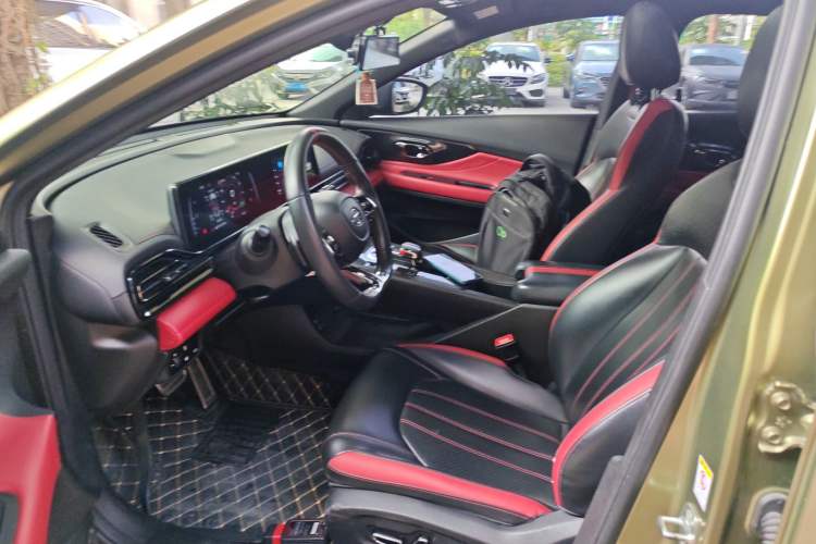 Used GAC Trumpchi EMPOW 2021 270T DCT J15 Version Left Front Seat