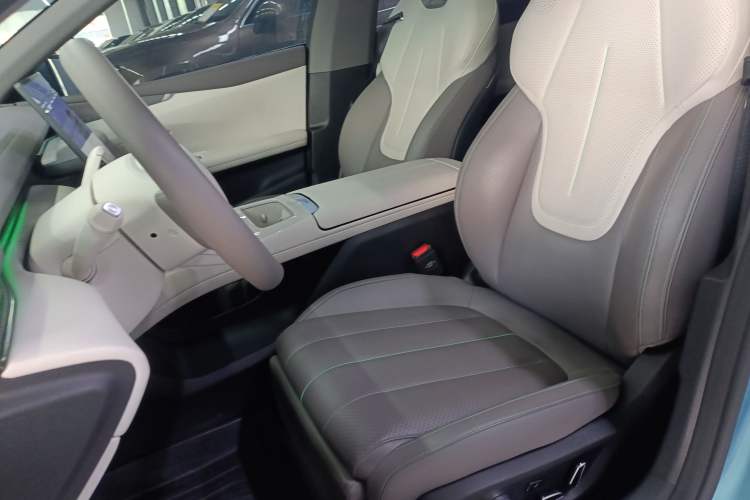 Used Deepal L07 2025 530 Ultra Qiankun Intelligent Driving ADS SE Pure Electric Version
