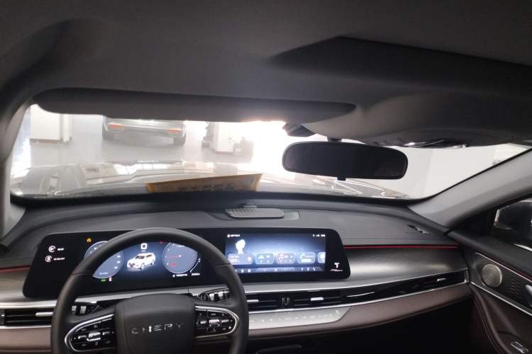 Used Chery Tiggo 8 PLUS 2024 Champion Edition 290TGDI DCT Deluxe Version 5-Seater