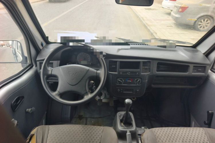 Used Wuling Zhiguang 2023 1.5L Practical Version 5/7 Seats
