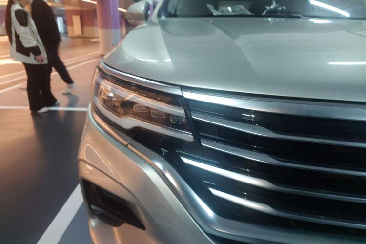 Used Roewe RX5 eMAX 2020 500 PHEV 4G-Connected Luxury Edition
