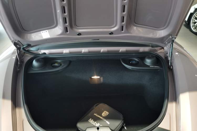 Used Porsche 718 2021 Spyder 2.0T Trunk
