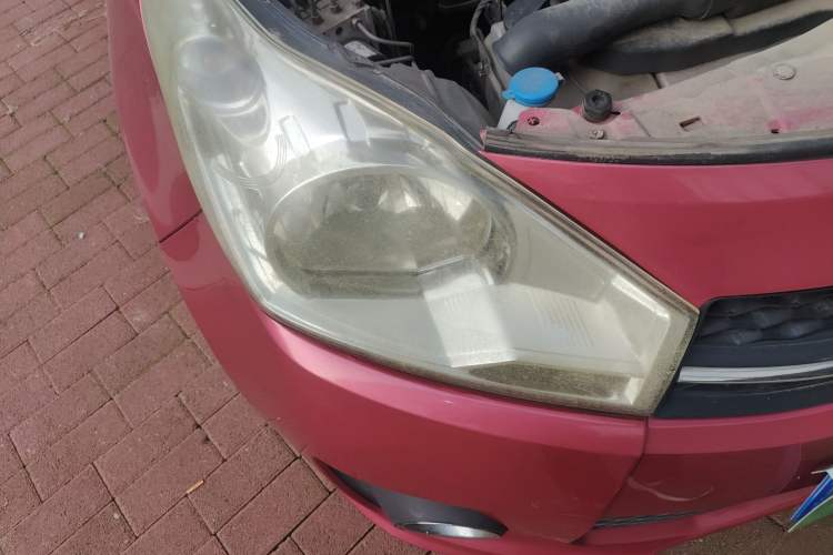Used Suzuki Alto 2013 1.0L Manual Luxury Model Right Front Headlight