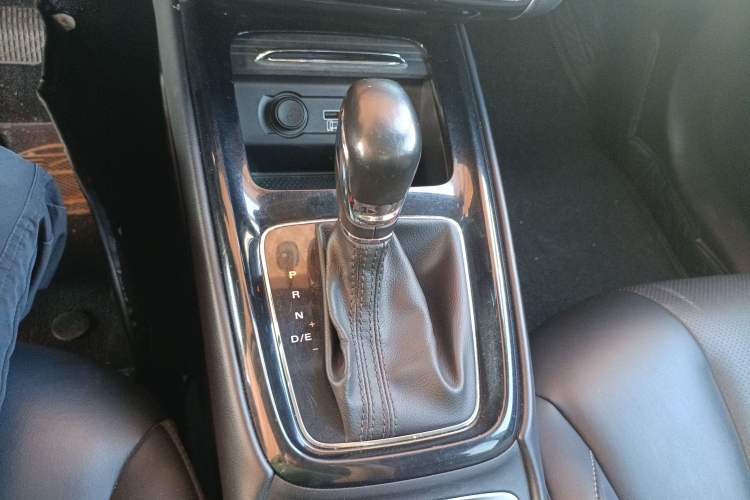 Used Roewe i5 2020 1.5L Automatic 4G Connect Luxury Flagship Edition