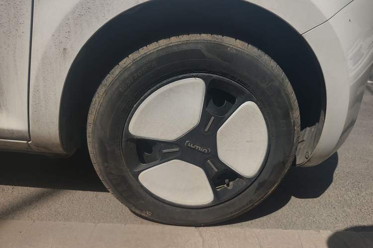 Used CHANGAN NEVO Lumin 2022 155 km – Refreshingly Sweet Edition Exterior 1