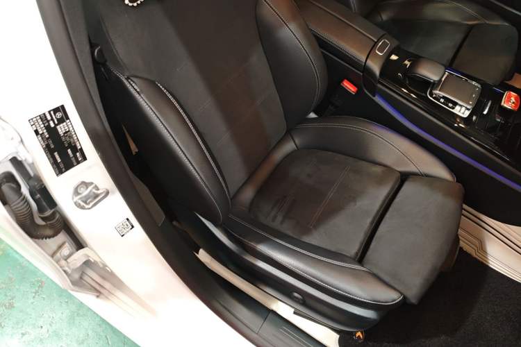 Used Mercedes-Benz A-Class 2019 Restyled A 200 L Sport Sedan Right Front Seat