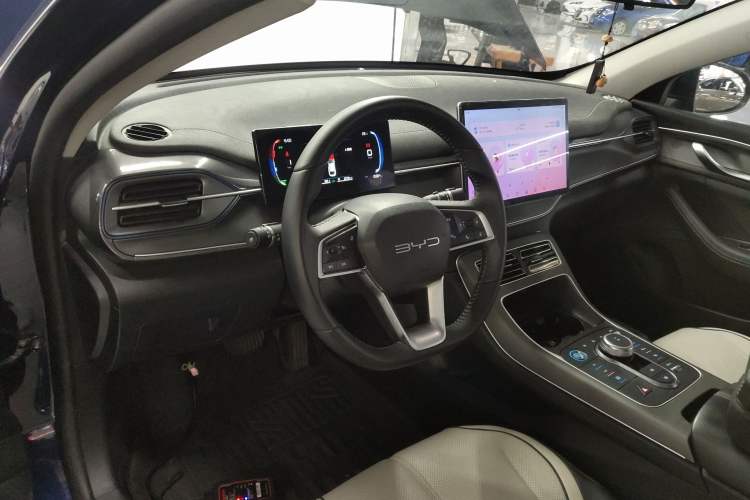 Used BYD Destroyer 05 2024 HONOR Edition DM-i 55KM Luxury Model
