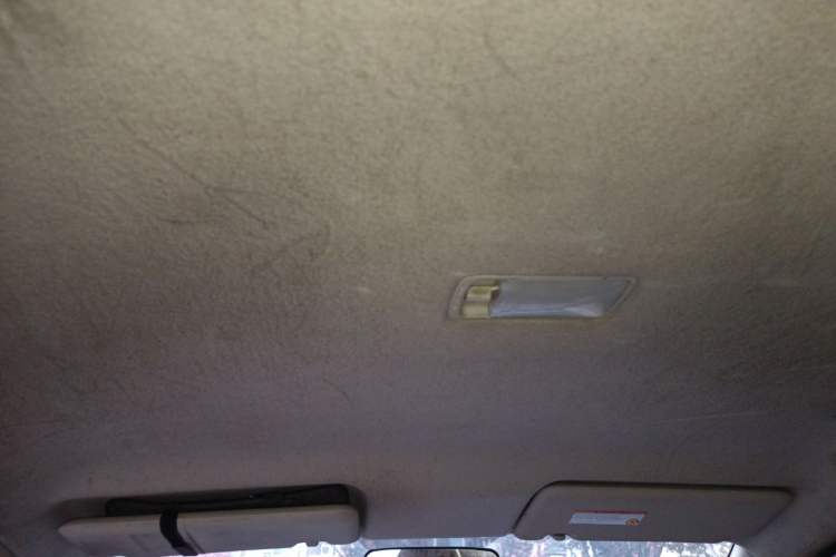 Used Nissan Livina 2013 1.6XE Manual Comfort Edition Headliner