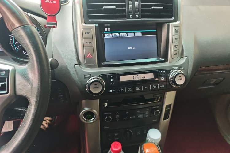 Used Toyota Prado 2010 4.0L Automatic VX NAVI Audio And AC Panel