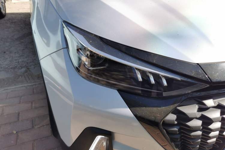 Used BAIC Beijing X5 2019 1.5T CVT Elite Version China VI