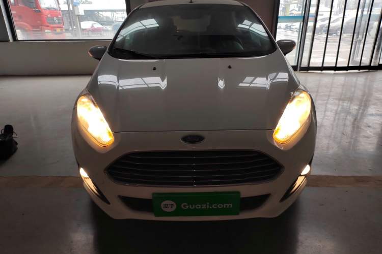 Used Ford Fiesta 2013 Hatchback 1.5L Automatic Fashion Edition