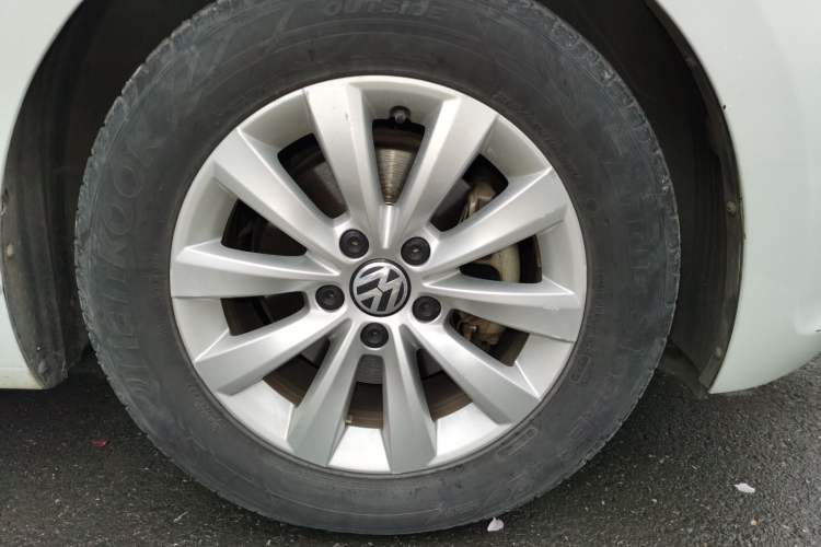 Used Volkswagen Beetle 2014 1.2TSI Fashion Edition Right Front Wheel Hub
