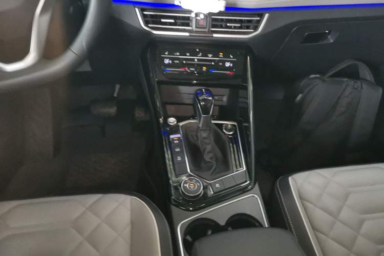 Used Volkswagen Tayron 2023 380TSI Four-Wheel Drive R-Line High-Energy Version