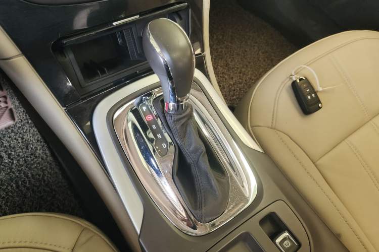 Used Buick Regal 2014 2.0L Elite Fashion Edition
