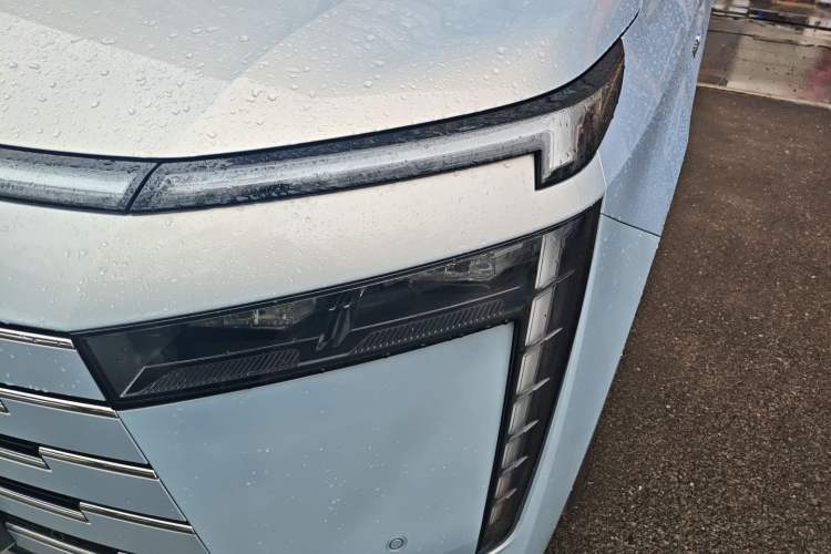 Used GAC Trumpchi E8 New Energy 2024 150km MAX+ Left Front Headlight