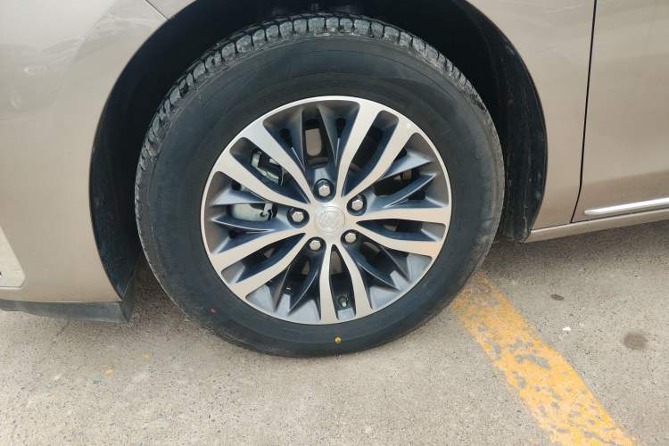 Used Buick GL8 2023 ES Lu Zun Comfort Model