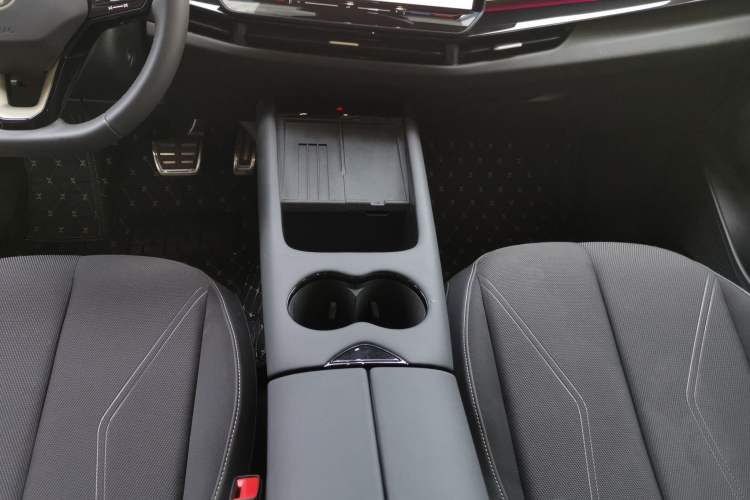 Used Volkswagen ID.UNYX 2024 Pro Long-Range Version