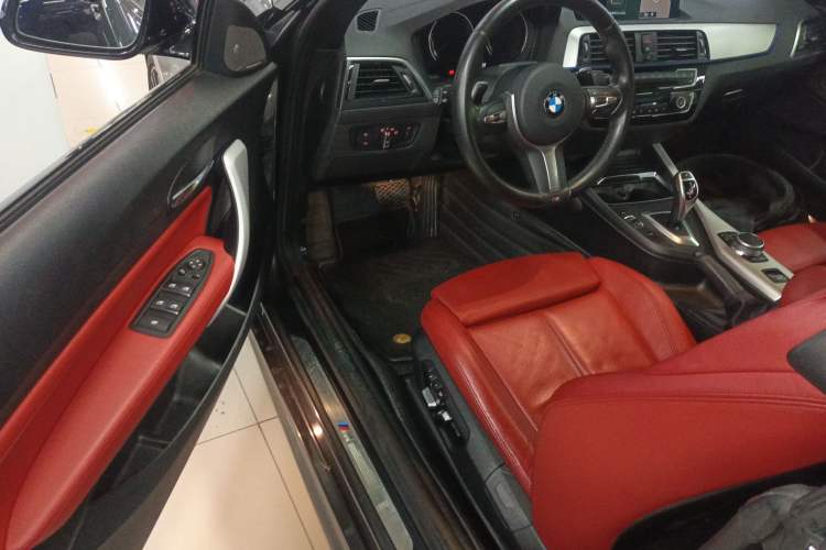 Used BMW 2 Series 2019 225i Convertible Coupe Luxury Edition M Sport Package
