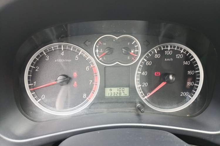 Used Haval H5 Classic 2011 Zhizun Edition 2.0L Two-Wheel Drive Luxury Model Instrument Cluster