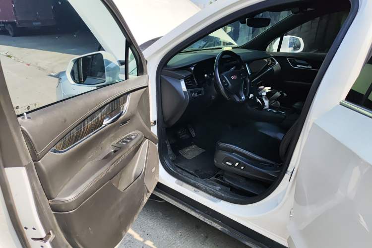 Used Cadillac XT6 2020 28T Six-Seater Fashion Edition
