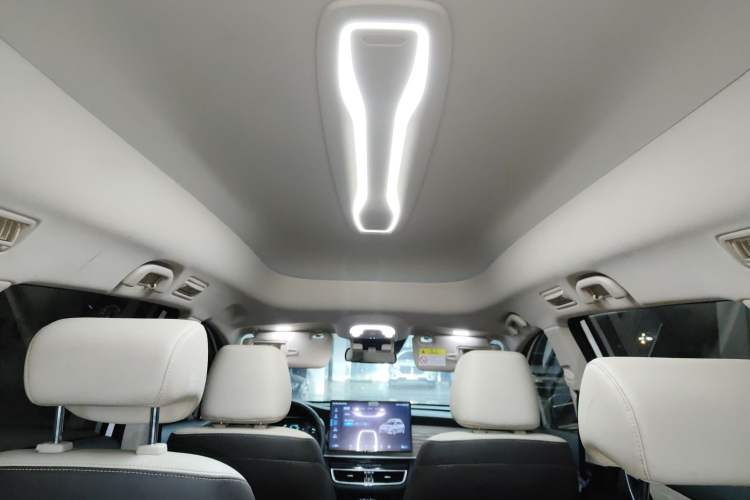 Used BYD Song MAX New Energy 2022 DM-i 105KM Executive Edition Headliner