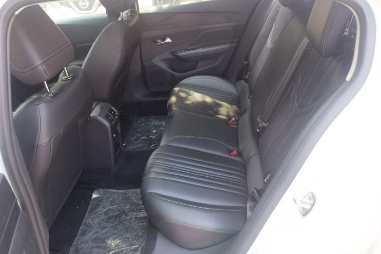 Used Peugeot 408X 2023 Gravity Edition
