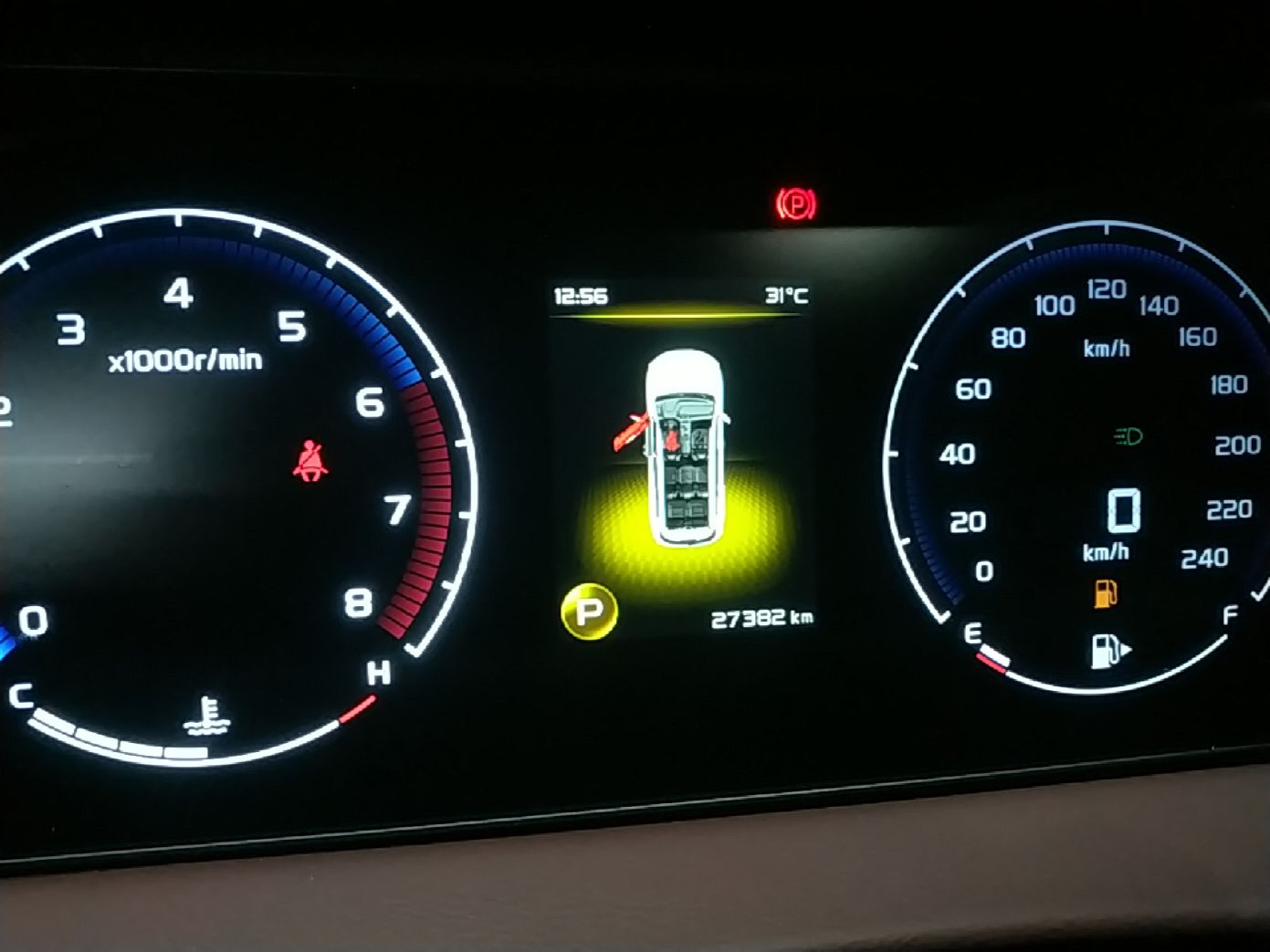 Geely Auto Haoyue 2022 1.8TD DCT Luxury 7-Seater — снимка 14