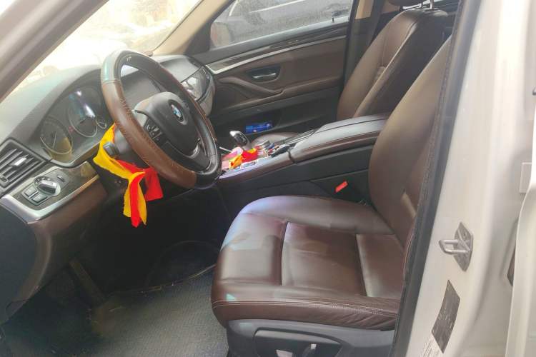 Used BMW 5 Series 2014 525Li Luxury Design Package
