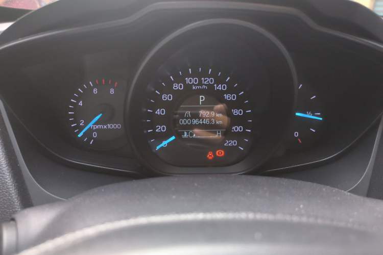 Used Ford Escort 2019 1.5L Automatic ZhiXiang Model Odometer Close Up