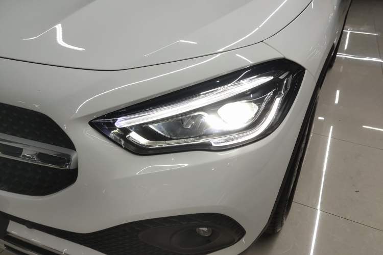 Used Mercedes-Benz GLA 2023 Facelifted GLA 200 Left Front Headlight