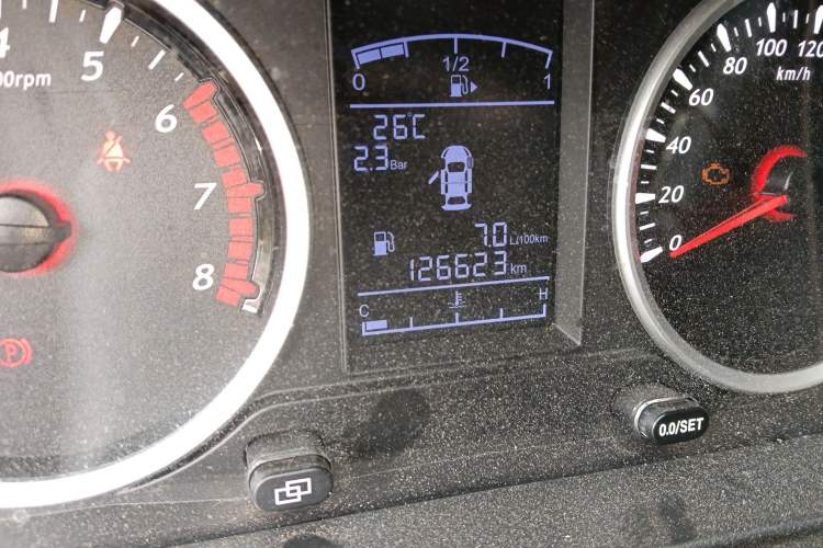 Used FORTHING T5 2020 1.6L Manual Comfort Model China VI Standard Odometer Close Up