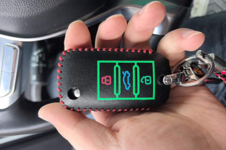 Used Roewe RX8 2019 30T Two-Wheel Drive Supreme Flagship Edition
