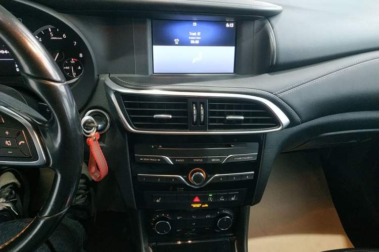 Used Infiniti QX30 2017 2.0T Four-Wheel Drive Fashion Edition
