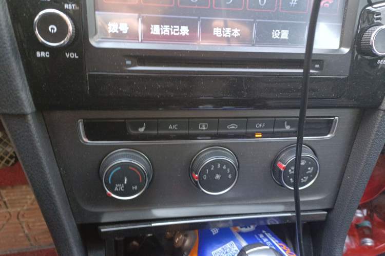 Used Volkswagen Golf 2015 1.4TSI Automatic Luxury Model
