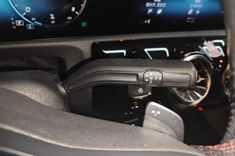 Used Mercedes-Benz CLA 2021 CLA 200 Shooting Brake Gear Lever