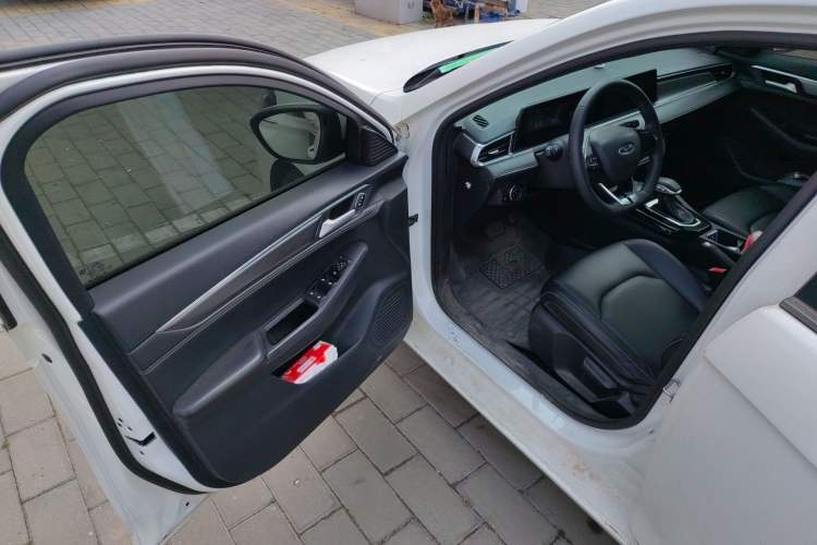 Used Ford Escort 2021 1.5L Automatic Diamond Edition Driver Seat