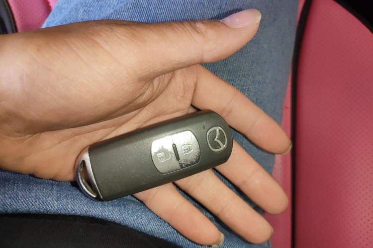 Used Mazda 3 Axela 2014 Hatchback 1.5L Manual Comfort Model