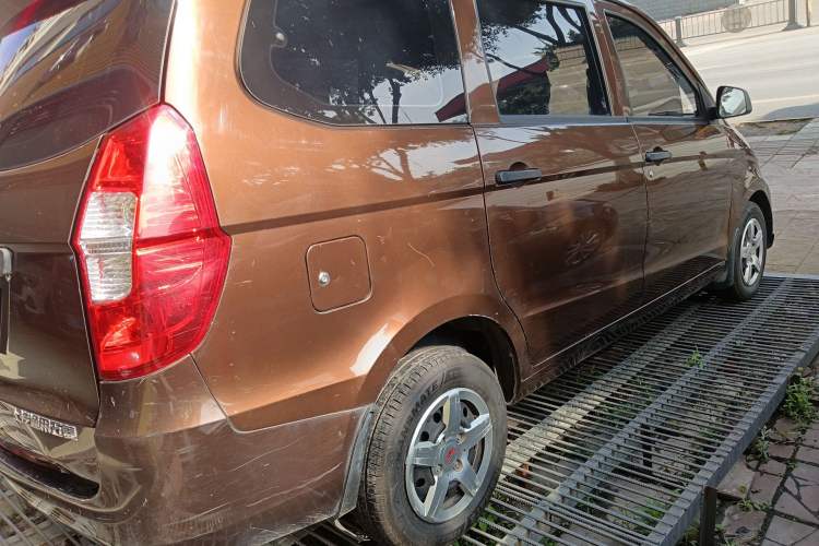 Used Wuling Hongguang 2018 1.5L Classic S Base Model Rear Right 45 Deg