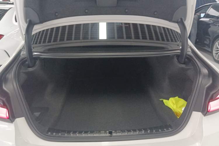 Used BMW 5 Series 2022 Restyled 525Li M Sport Package