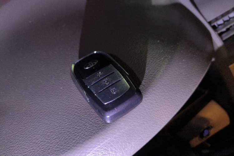 Used Toyota Camry 2013 200G Classic Luxury Edition
