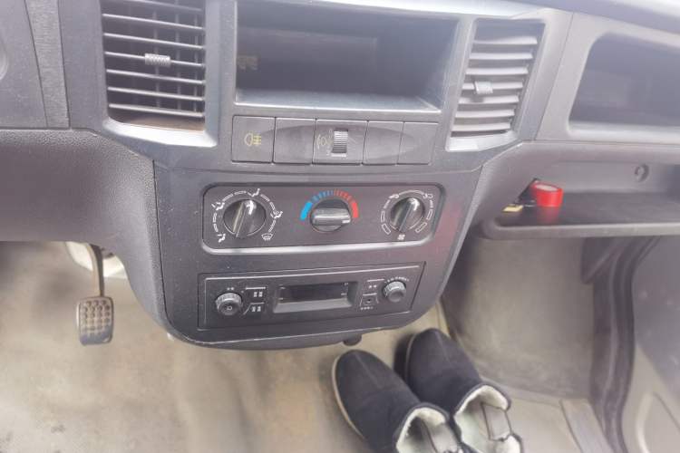 Used Wuling Zhiguang 2013 1.0L Practical Version
