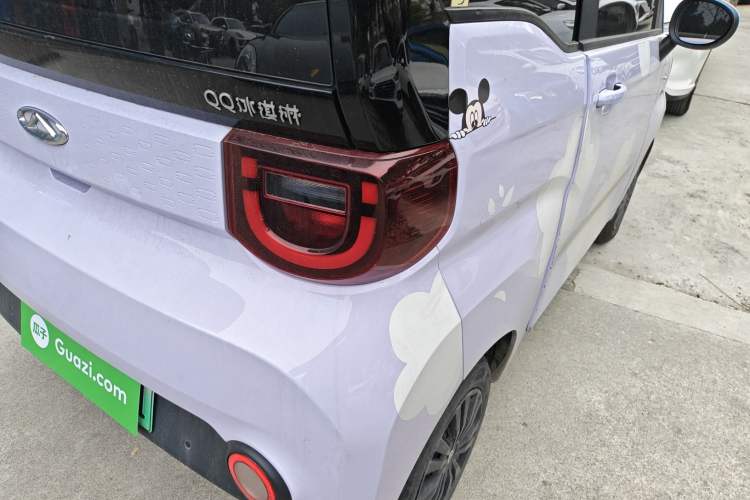 Used Chery QQ Ice Cream 2022 120km Conical Shape Lithium Iron Phosphate Right Rear Taillight