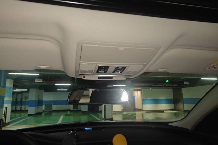 Used Jaguar XFL 2020 XFL 2.0T P200 Two-Wheel-Drive Elite Edition Headliner