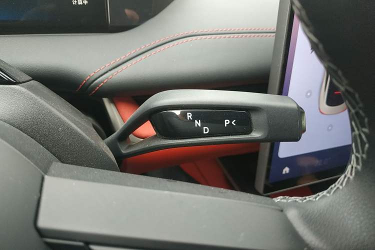 Used Xiaomi Auto SU7 2024 Rear-Drive Long-Range Intelligent Driving Version
