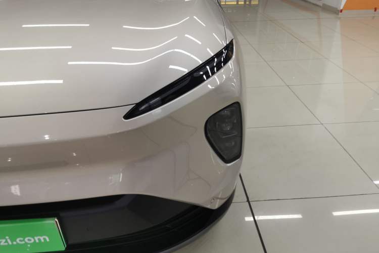 Used Nio ES8 2023 75 kWh Left Front Headlight