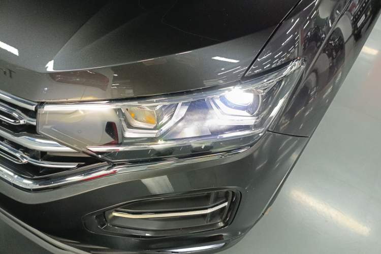 Used Volkswagen Tayron 2019 330TSI Four-Wheel Drive Luxury Version China V Standard