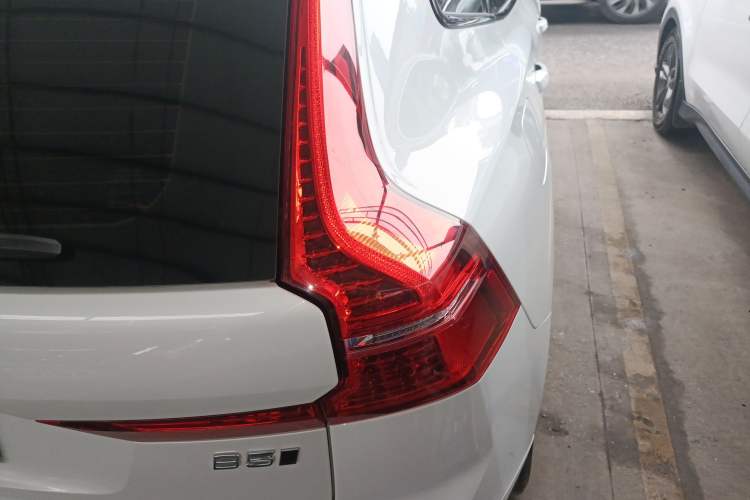 Used Volvo XC60 2022 B5 4x4 Smart & Advanced Sport Edition