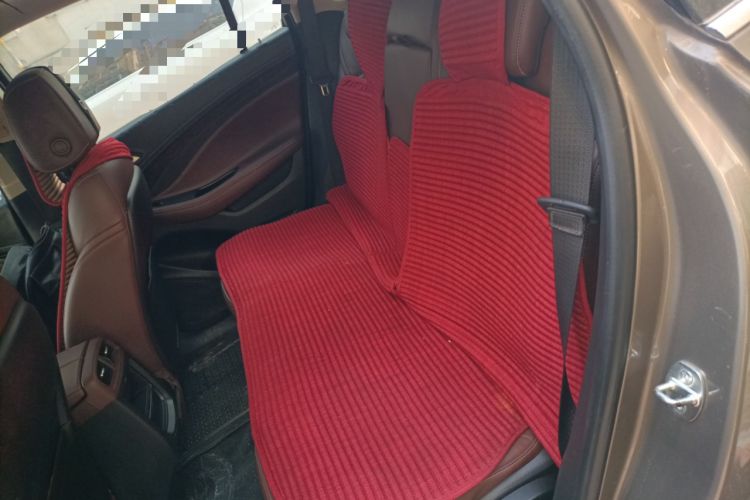 Used Buick Envision 2014 28T Four-Wheel Drive Luxury Model Left Rear Seat