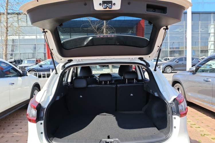 Used Nissan Qashqai 2023 Classic 2.0L CVT XV Comfort Edition Trunk